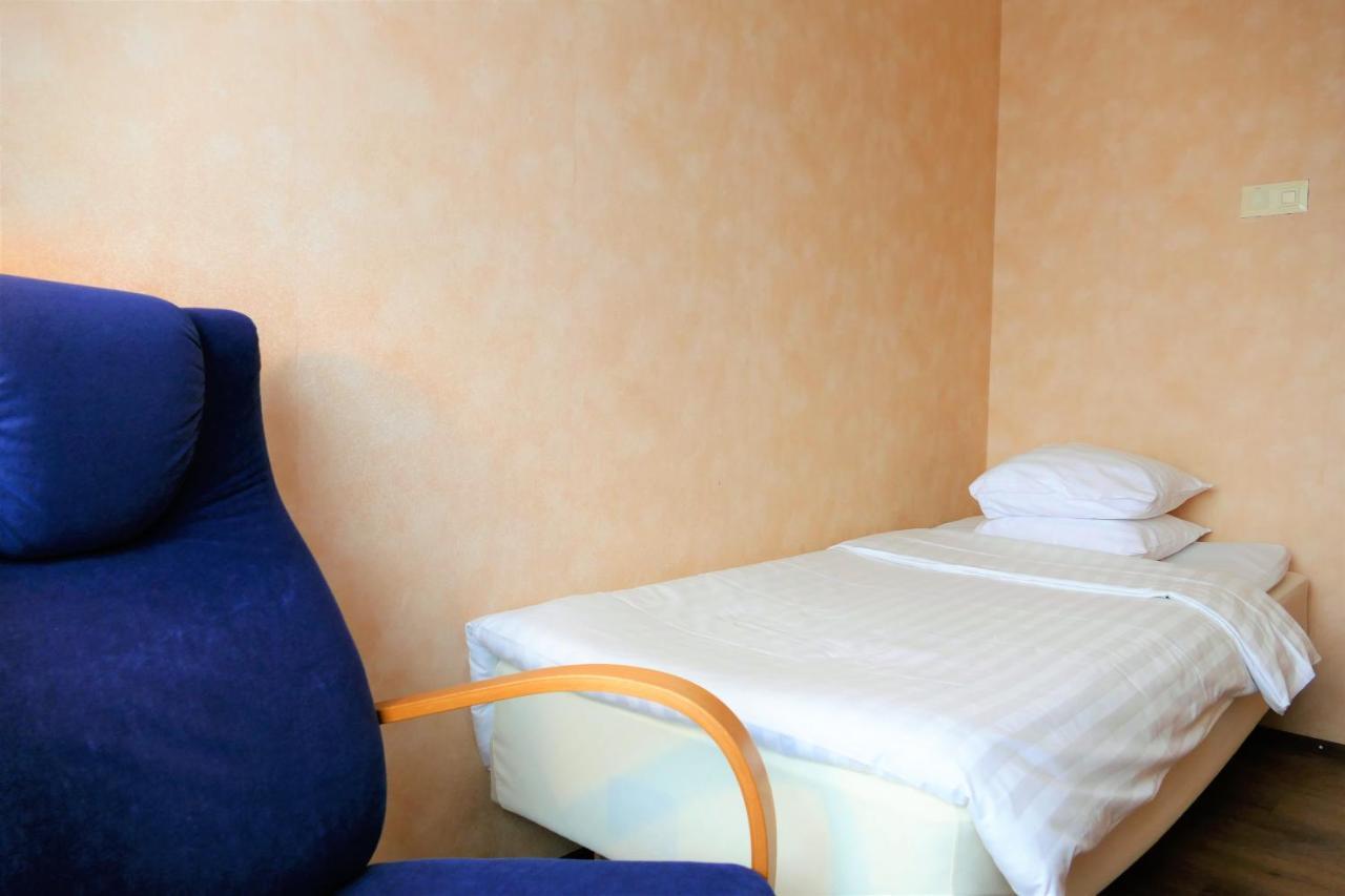 Linnanpiha Bed & Breakfast Rauma Esterno foto